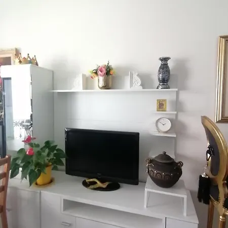 Апартаменти Inmejorable En El Puerto Deportivo A 1 Minuto De La Playa. Pleno Centro *